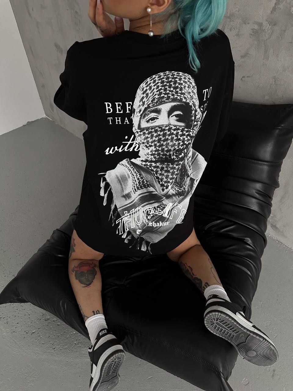 Kadın Kısa Kol Tişört Bisiklet Yaka Filistin Poşülü Baskılı T-Shirt - Siyah