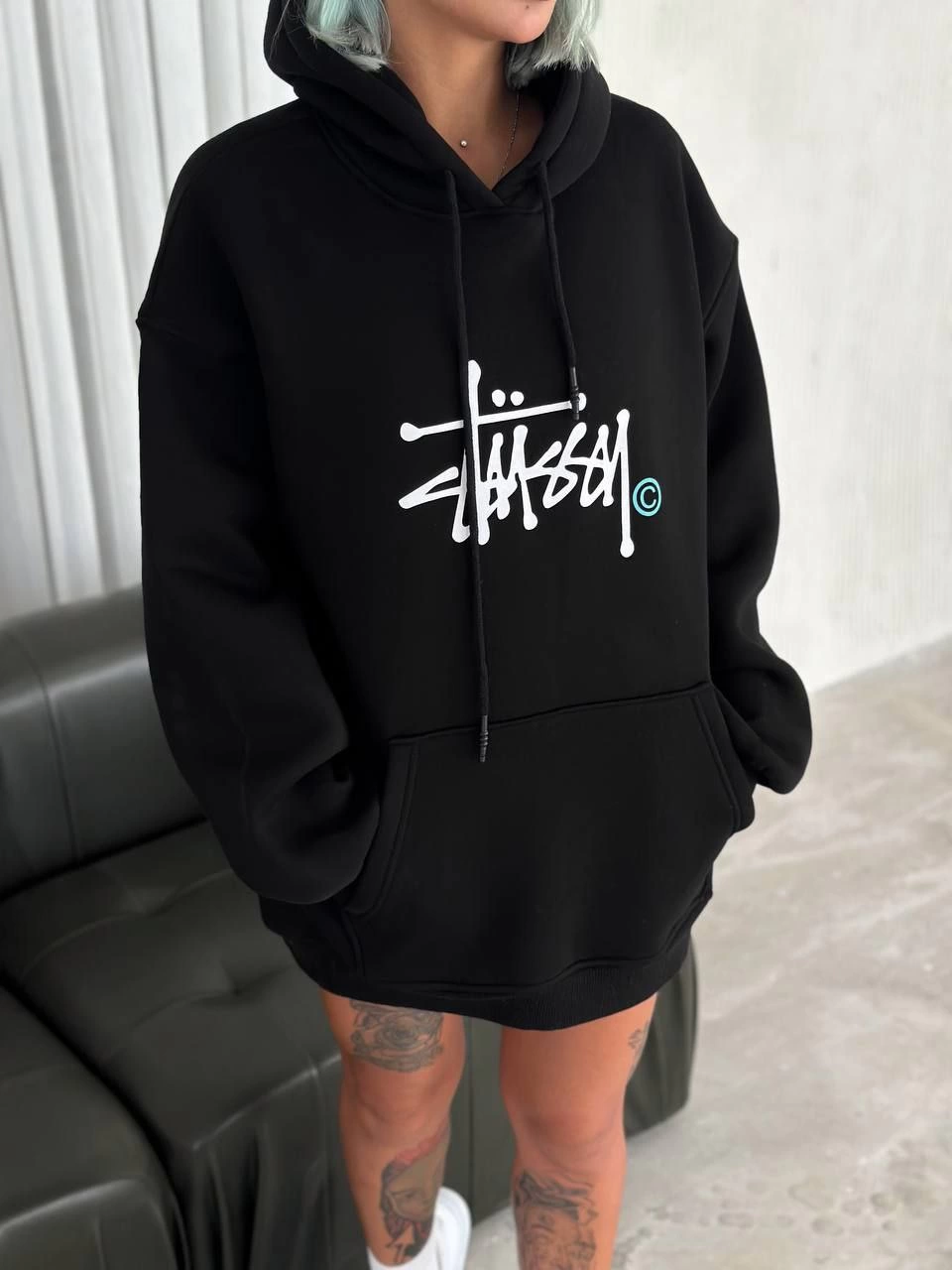 Kadın Oversize Kapüşonlu Cepli Baskılı 3 İplik Pamuklu Hoodie Sweatshirt - Siyah
