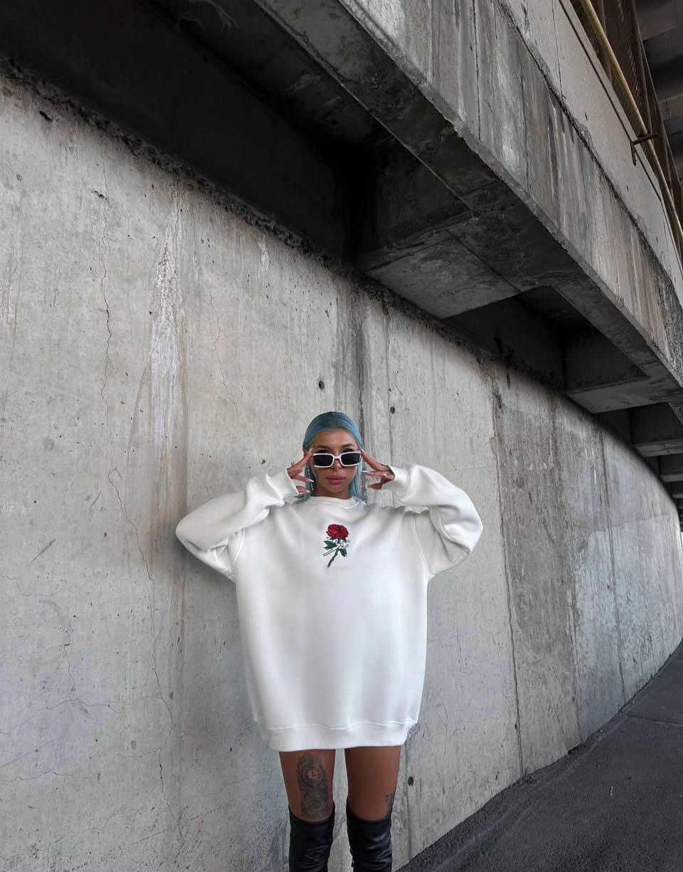 Kadın 3 iplik Pamuklu Bisiklet Yaka GÜL Baskılı SweatShirt - BeyazBeyaz