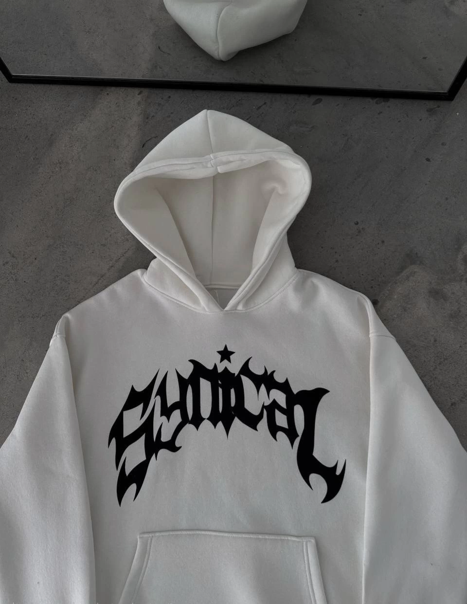 Kadın Kapüşonlu Kanguru Cepli Sweatshirt 3 İplik Pamuklu Baskılı Hoodie -  Beyaz
