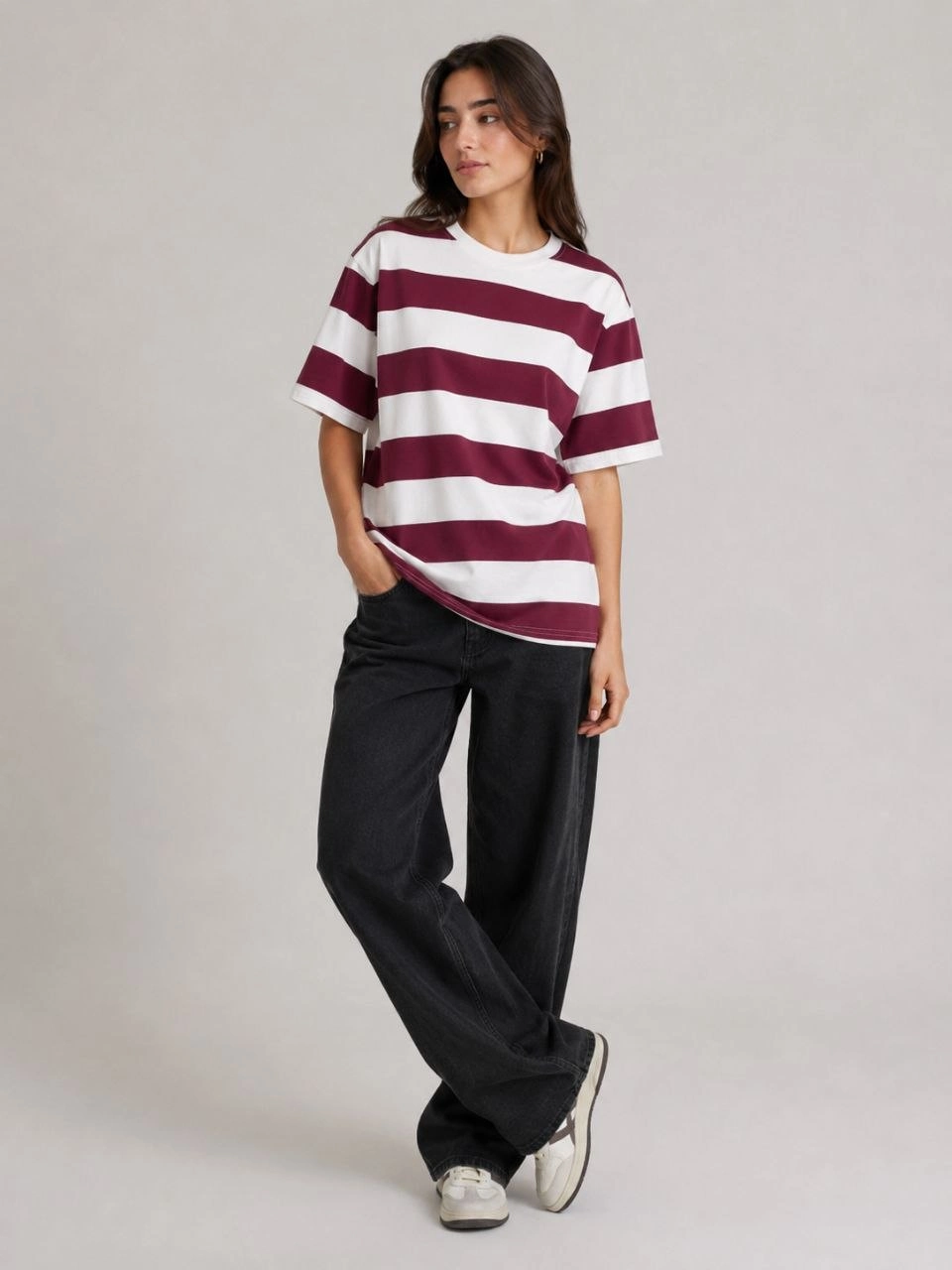 Kadın Çizgili Oversize Tişört Bisiklet Yaka Kısa Kol Yazlık T-Shirt - Bordo