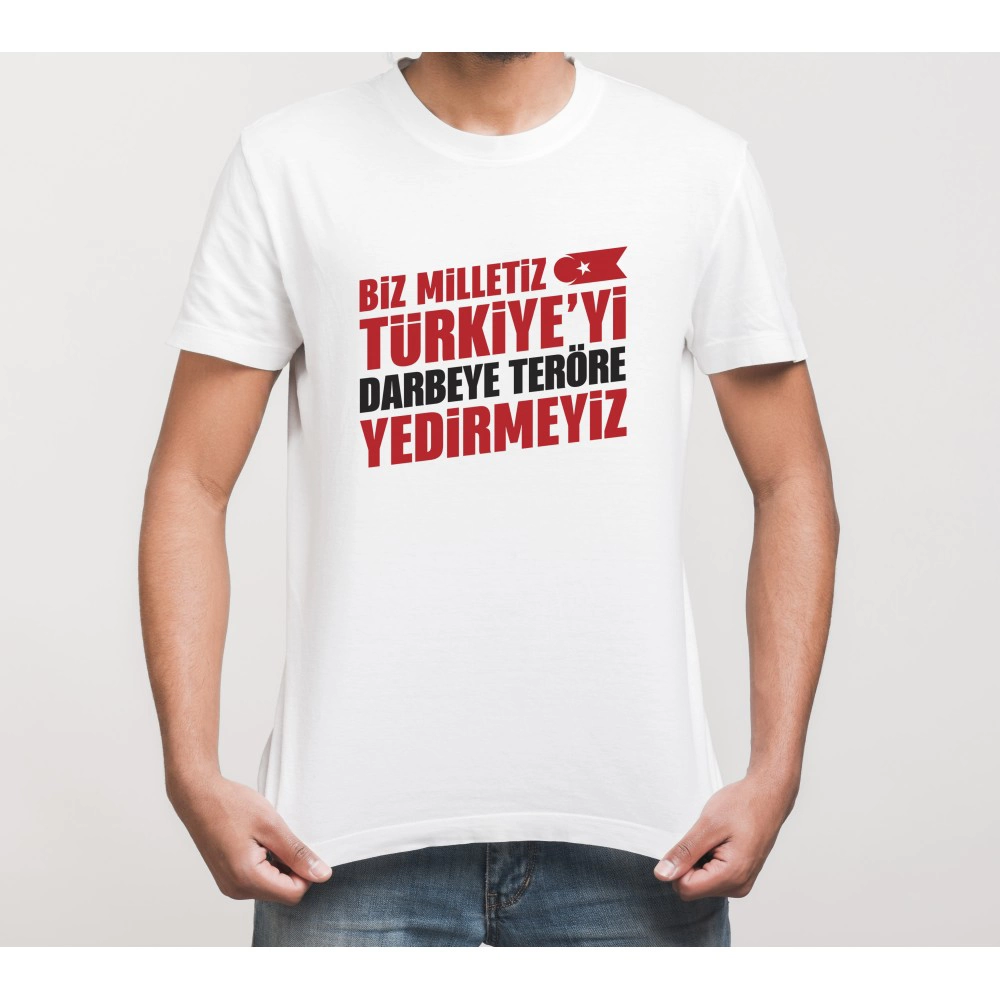 15 Temmuz Demokrasi Milli Birlik YEDİRMEYİZ Baskılı Bisiklet Yaka T-shirt - Beyaz